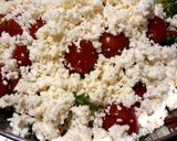 IR-barát juhtúrós tavaszi saláta recept fázis 3 fotója
