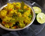 A picture of step 6 of Mixed Vegetables Poha.