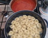1929. Sonkás mortadellás Tortelloni pestó szósszal ! recept fázis 3 fotója
