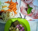 Foto langkah ke 1 dari resep Kakap Acar Bumbu Kuning.