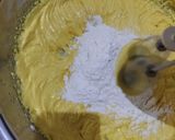 Foto langkah ke 2 dari resep Marble Cake / Neapolitan Butter Cake.
