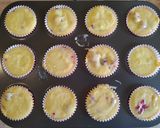 Foto langkah ke 3 dari resep Raspberry Muffins.