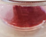 A picture of step 4 of Homemade 100% Grape Juice.