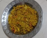 व्हेज पुलाव (Veg Pulao Recipe In Marathi) रेसिपी स्टेप 5 फोटो 