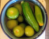 Foto del paso 1 de la receta: Huevo en salsa de guaje