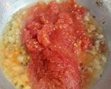 A picture of step 5 of White peas curry.