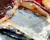Foto del passaggio 26 della ricetta Cheesecake con Pasta Sfoglia Dolce Friabile e Salsa di Ciliegie a Specchio