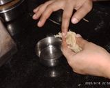 A picture of step 5 of Kutchi Pakwan.
