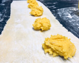 Foto del paso 3 de la receta: Sorrentinos de Calabaza y Queso Provolone