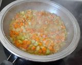 Foto del paso 2 de la receta: Guiso de verdura y gambas