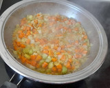 Foto del paso 2 de la receta: Guiso de verdura y gambas