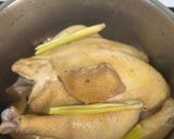 Hình bước làm 2 của món Gà Tre Hấp Sả