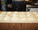 Foto del paso 6 de la receta: Empanadas de camarones, queso y salsa de cilantro