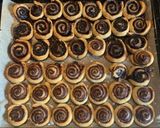 Kakaós-Nutellás csigák leveles tésztából recept fázis 2 fotója