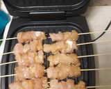 Foto langkah ke 2 dari resep Sate Ayam Taichan with Salad.