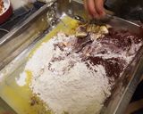 A picture of step 5 of Date,chocolate and honey slices.