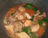 Foto langkah ke 4 dari resep 131. Seblak Spesial kaldu Tulangan, Brutu dan Ceker Ayam.