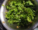 A picture of step 2 of Hariyali Chole masala (without onion garlic).