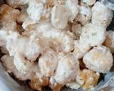 A picture of step 3 of Dahi Vada.