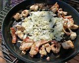 Foto del paso 6 de la receta: Arroz con conejo y gambones