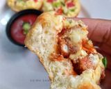 A picture of step 9 of Pizza muffins without cheese.