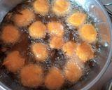 A picture of step 4 of Kosai doya/yam fritters.