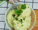 Hình bước làm 4 của món Khoai tây nghiền yumy yumy :*