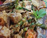 Foto langkah ke 7 dari resep Ikan Gerih/Cue+Tempe Masak Cabe hijau Kemangi.