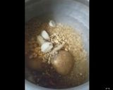 A picture of step 1 of Street food bun kabab.