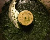 A picture of step 1 of California Farm Coriander Puree Cubes.