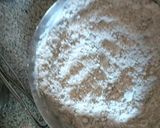 A picture of step 1 of Sindhi Kali Mirchi Koki.