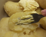 Foto del paso 3 de la receta: Puré de papa de mi mami