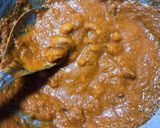 A picture of step 6 of Kaju masala.