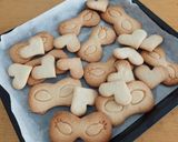 Foto del passaggio 3 della ricetta Mascherine di carnevale (con frolla vegana)