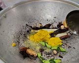 Foto langkah ke 2 dari resep Soto Ayam Dengan Bumbu Dasar Kuning.