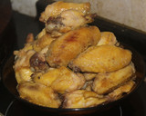 Foto del paso 6 de la receta: Alitas de pollo con tomate