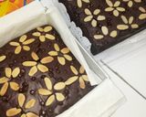 Foto langkah ke 7 dari resep Fudge brownies panggang.