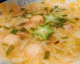 Hình bước làm 2 của món Canh bắp cải nấu khế chua