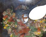 A picture of step 5 of Street style hakka noodles.