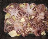 Foto del passaggio 2 della ricetta Tortino sbagliato - Tortiera di ciuffi di totano e patate