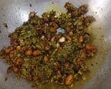 A picture of step 5 of Raw Mango Thecha Pulao.