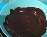 Foto langkah ke 2 dari resep Kue Ulang Tahun Sederhana (Basecake Brownis Kukus Ny. Liem).