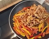 Foto del paso 6 de la receta: Lomo salteado con verduras y quinoa/ al estilo peruano