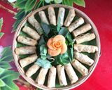 Hình bước làm 2 của món Chả giò ốc