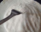 A picture of step 11 of Aloo kabab naan without oven serve with raita.