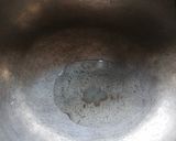 A picture of step 2 of Apple Halwa.