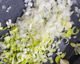 Foto del paso 1 de la receta: Risotto de quinoa con calabaza y puerro
