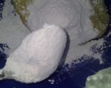 A picture of step 3 of Maggi potato nuggets.