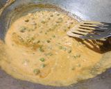 A picture of step 10 of Methi Matar Malai.