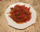 صورة لخطوة 2 من وصفة شكشوكة البصل والطماطم 🍅 سهلة وسريعة